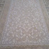 یک عدد فرش ۹ متری ۱۲۰۰ شانه نو