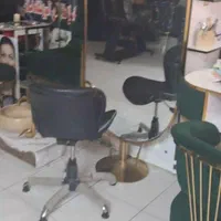 فروش وسایل آرایشگاه زنانه میز وصندلی .آینه مبل|آرایشگاه و سالنهای زیبایی|شهریار, شهرک شاهد|دیوار