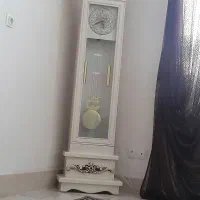 ساعت وبوفه در حد نو