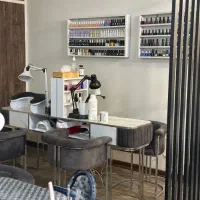 لوازم و وسایل سالن زیبایی در حد نو|آرایشگاه و سالن‌های زیبایی|اراک, |دیوار