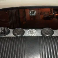 طاقچه سه بعدی پیکان و منبع پژو