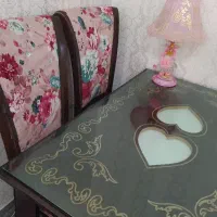 میزغذاخوری در حد نو