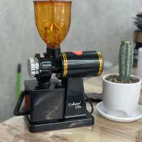 آسیاب قهوه از درجه خانگی تا صنعتی اسیاب میکنه