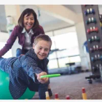 کلاس حرکتی و ورزش افراد کم توان ذهنی