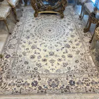 فرش نایینی دست بافت ابریشم دار