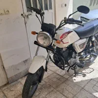 موتور کی وی مدل۱۴۰۰