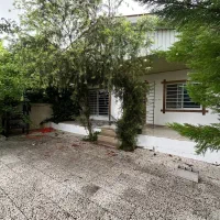 ویلا 208 متری شهرک با نگهبانی همکف دوخواب