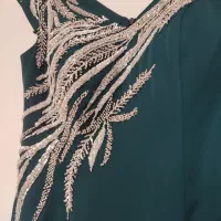 لباس مجلسی|لباس|مشهد, قائم|دیوار