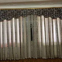 پرده سلطنتی کاملا سالم