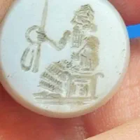 مهره سه پوست نشان