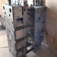 قالب ایتالیایی، بطری۳۰۰سی سی|ماشین‌آلات صنعتی|شیراز, بید زرد|دیوار