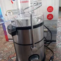 اب میوه گیری ۴ کاره سوبال استفاده نشده اصلان|آبمیوه‌گیر و آب‌مرکبات‌گیر|رامسر, |دیوار