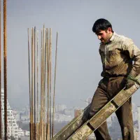 کارگر برای کارهای عمرانی سرچشمه