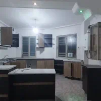 واحد ۱۰۰ متری شهیدصالحی