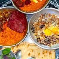 خانم جهت کار در کافه صبحانه