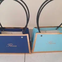 فروش کیف باکس گل دار دسته دار|گل و گیاه طبیعی|تهران, استاد معین|دیوار
