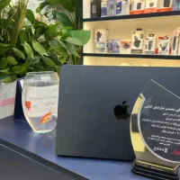 مک بوک M2 مشابه آکبند