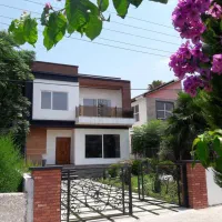 ویلادوبلکس نما مدرن شهرکی دنج وارام  سنداماده