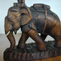 مجسمه چوبی فیل هندی