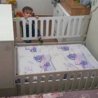 تخت نوجوان وکودک