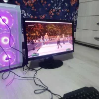 کیس گیمینگ  با مانیتور ۲۰ اینچ