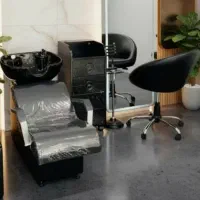 آینه چراخ دار صندلی اصلاح تخت کمد صندلی ناخن|آرایشگاه و سالنهای زیبایی|مراغه, |دیوار