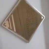 اینه دیواری مربع