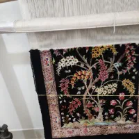 تابلوفرش نیمه‌کاره ابریشم با دار آهنی