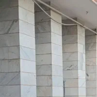 سرایدار تالار