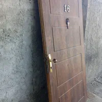 یک عدد درب منزل ورودی وکیوم