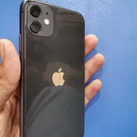 اپل iPhone 11 با حافظهٔ ۱۲۸ گیگابایت