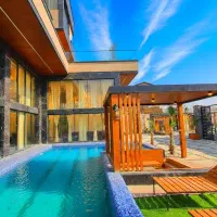 اجاره ویلا ۴ خواب استخر داخل و ‌بیرون