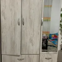 کمدلباس چوبی