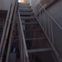 دولنگه در و راه پله آهنی سنگین ک محکم|مصالح و تجهیزات ساختمان|خرمشهر, |دیوار