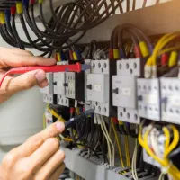 برقکار ساختمان،برقکاری سیار،رفع اتصالی،تعویض فیوز