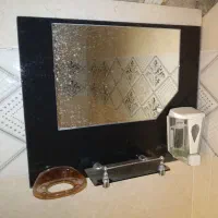 آینه سرویس بهداشتی