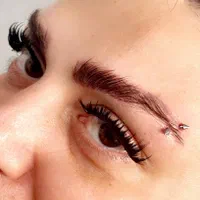 کاشت مژه ( چسب بدون اسیب ومژه ابریشمی)|خدمات آرایشگری و زیبایی|ساری, |دیوار