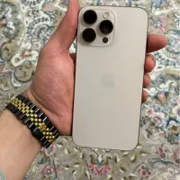 ایفون 16 پرو‌مکث