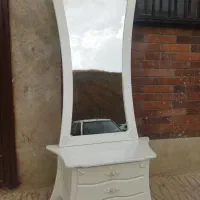 اینه کنسولی