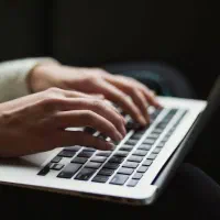 خدمات پاورپوینت، ورد، تایپ و ترجمه