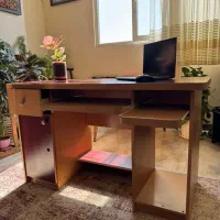 میز کامپیوتر ۱۳۰×۶۰ با صندلی ارگونومیک|میز تحریر و کامپیوتر|شاهینشهر, خانه کارگر|دیوار