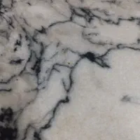 شاگرد کاشی کار هستم