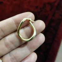 گوشواره گم شده