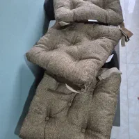 کوسن روی صندلی