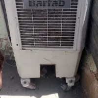 کولرابستاده ی برفاب نیاز به تعمیر