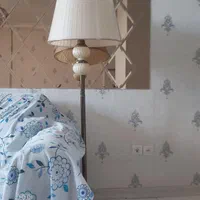 اباژور ایستاده|چراغ خواب و آباژور|همدان, |دیوار