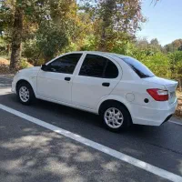 ساینا اس دوگانه‌سوز شرکتی کم کار
