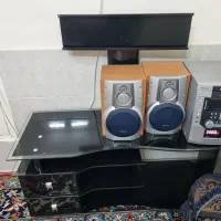 میز تلویزیون شیشه ای