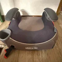 بوستر صندلی کودک