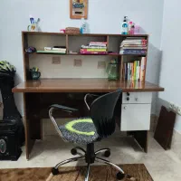 میز تحریر و صندلی چرخان
